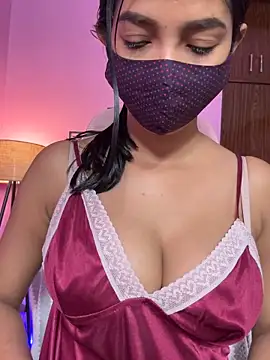 Neha18 online show from May 2026 10:09:02 AM