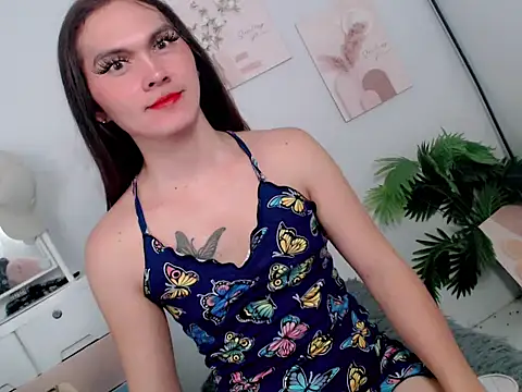 Snapshot of Pinkyweb_03 chatting on July 2026 03:20:02 AM Pinkyweb 03 online show from July 2026 03:20:02 AM