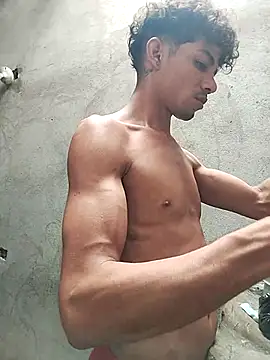 Brayanellatino online show from April 2026 08:36:02 PM