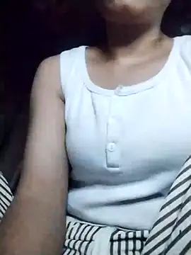 Snapshot of ngtra2 chatting on July 2026 12:56:01 PM ngtra2 online show from July 2026 12:56:01 PM