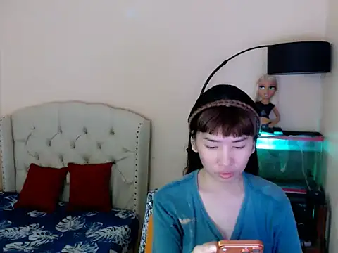 ShantalFoxxy  online show from April 2026 01:36:01 AM