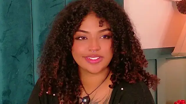 Snapshot of Cristal-Jonnes chatting on June 2026 12:22:01 PM Cristal-Jonnes online show from June 2026 12:22:01 PM