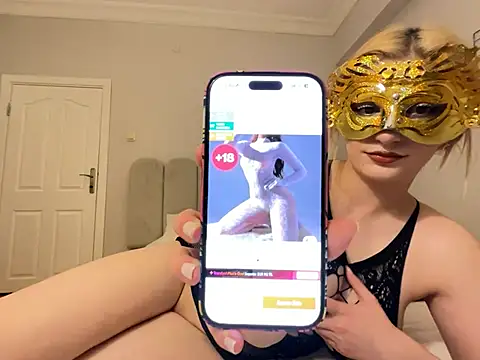 Elifeylull online show from April 2026 08:50:01 PM