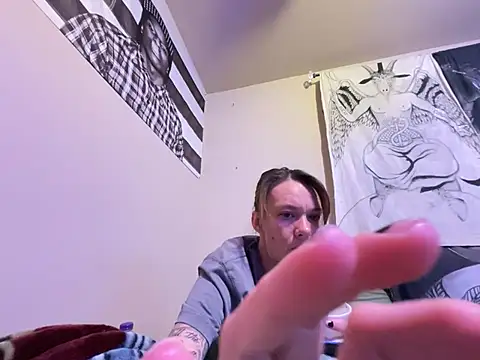 bratlipss online show from February 2026 09:58:01 AM