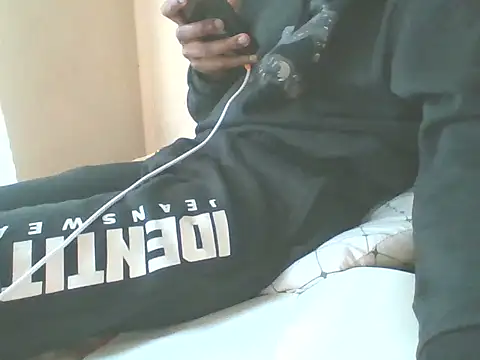 Snapshot of bhutimjongeni chatting on February 2026 02:36:01 PM bhutimjongeni online show from February 2026 02:36:01 PM