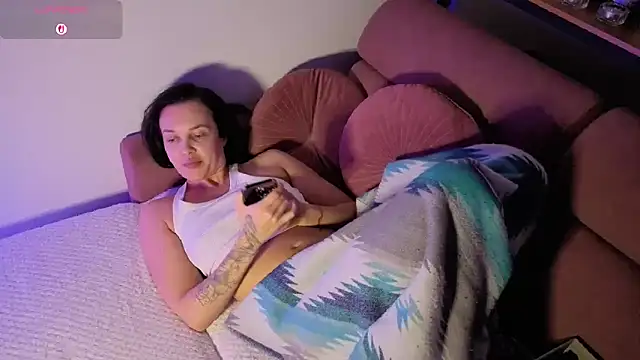 sonyaxbelle online show from April 2026 07:58:01 PM