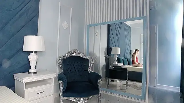 Evelisse online show from July 2026 05:49:02 AM