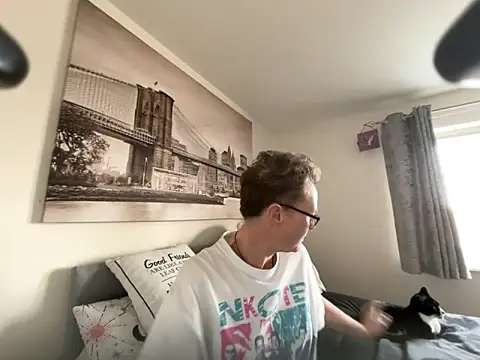 Curvy-Jinx online show from March 2026 08:42:01 AM