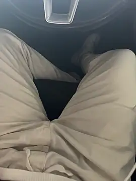 Kratex82 online show from April 2026 01:20:01 PM