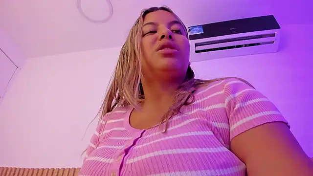 OliviaSweett online show from April 2026 05:40:01 PM