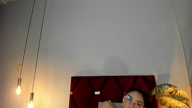 LunaAspen  online show from November 2025 05:58:02 PM