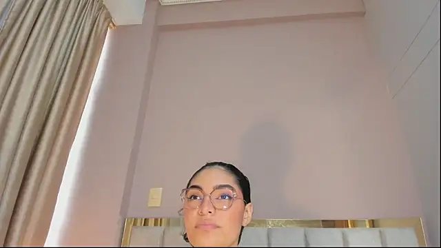 LunaAspen  online show from March 2026 06:03:01 PM