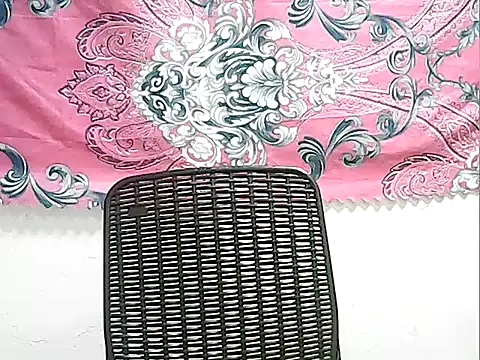 Snapshot of CreamyPussy4uxx chatting on June 2026 12:48:02 AM CreamyPussy4uxx online show from June 2026 12:48:02 AM