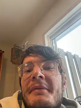 Snapshot of Hungboxer69 chatting on December 2025 08:49:02 PM Hungboxer69 online show from December 2025 08:49:02 PM
