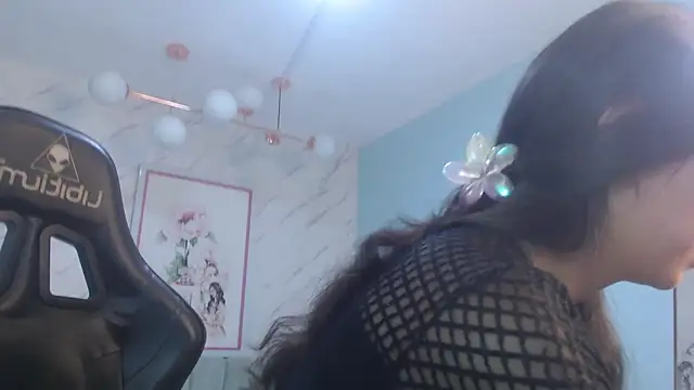 victoria hernandez t  online show from March 2026 01:05:02 PM