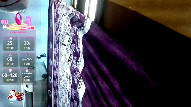 Snapshot of QUEEN_SAKHI- chatting on July 2026 07:02:02 AM QUEEN SAKHI- online show from July 2026 07:02:02 AM
