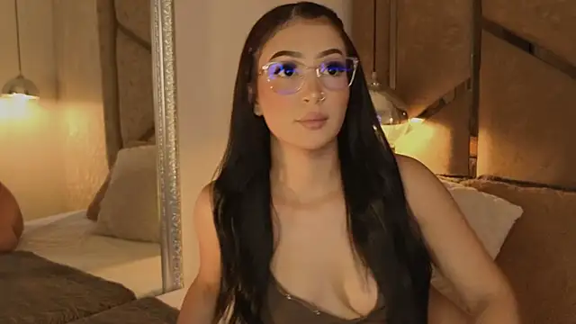 Snapshot of scarlethlux chatting on June 2026 05:51:02 AM scarlethlux online show from June 2026 05:51:02 AM