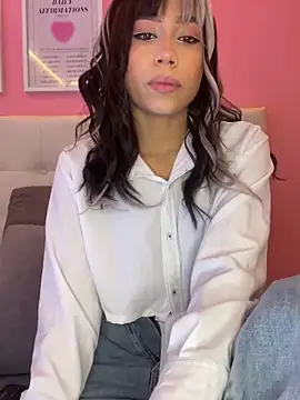 Willow Wright online show from March 2026 02:00:01 PM