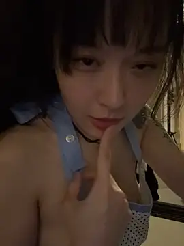 Etherealcat33 online show from April 2026 03:07:01 PM