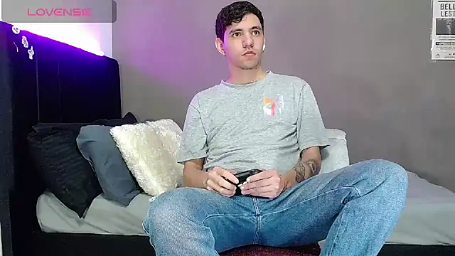 Matteo12  online show from March 2026 09:04:02 AM