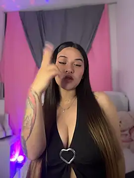 Linda Bellucci online show from July 2026 03:04:01 AM