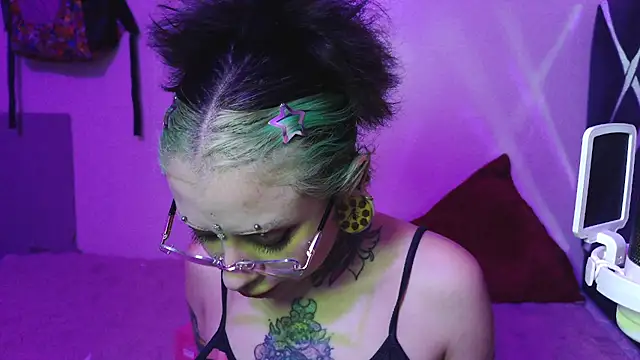 vainilla doll online show from May 2026 02:17:02 AM