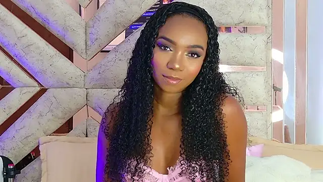 Tessa Owenss online show from April 2026 11:18:01 PM