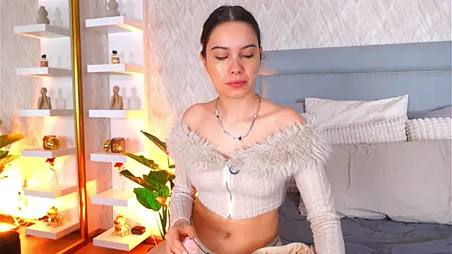 Sofy Bradd online show from March 2026 08:19:01 AM