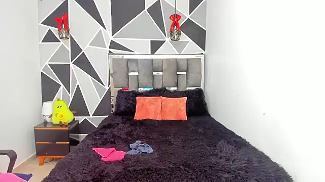 valeria-duarte online show from April 2026 05:54:01 PM