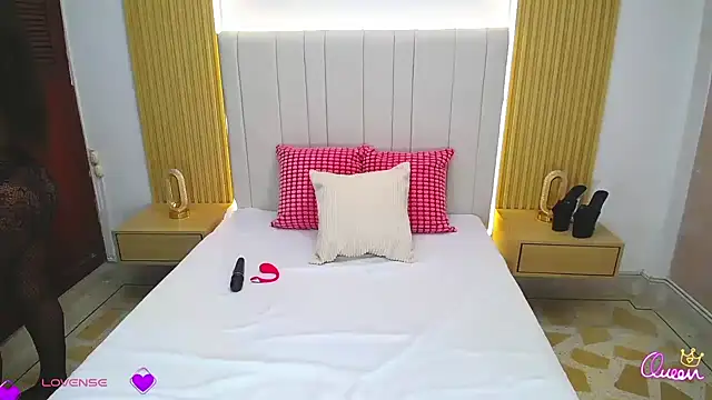 WildScarlet online show from March 2026 01:16:01 PM