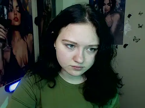 LadyAlice  online show from November 2025 06:57:01 AM