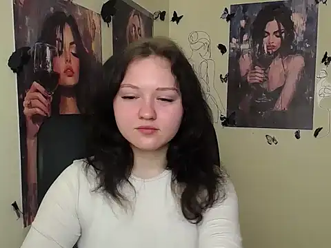 LadyAlice  online show from April 2026 06:22:02 AM