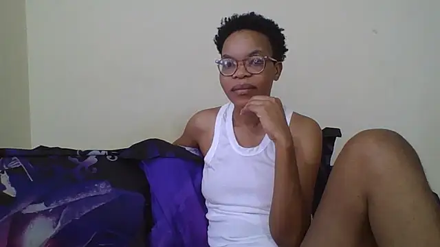 Snapshot of Sexy_Dymme chatting on April 2026 02:55:02 PM Sexy Dymme online show from April 2026 02:55:02 PM
