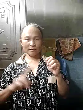 phlin1 online show from May 2026 04:43:01 AM