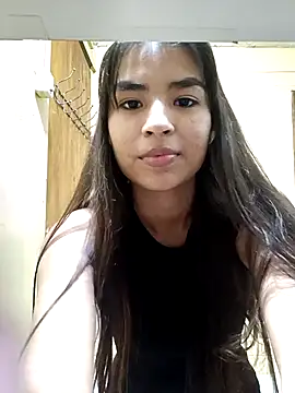 mailovess online show from September 2025 06:39:02 AM