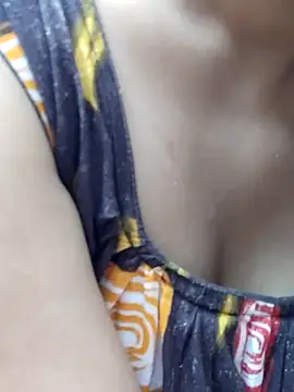 Snapshot of Hot-rima chatting on July 2026 04:00:01 PM Hot-rima online show from July 2026 04:00:01 PM