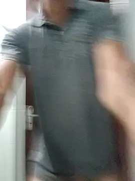 vouserseudono online show from April 2026 11:02:01 PM