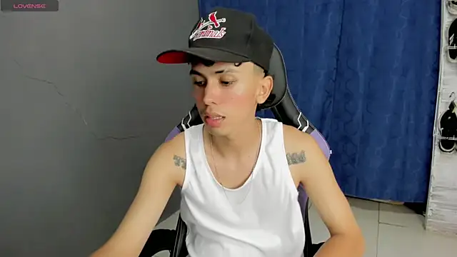 Damien 444 online show from October 2025 03:53:02 AM