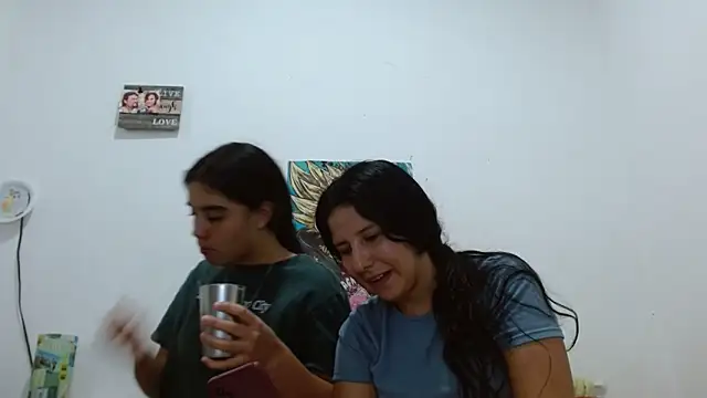 Snapshot of Arieeel_09 chatting on February 2026 05:11:02 PM Arieeel 09 online show from February 2026 05:11:02 PM