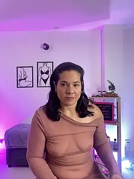 leiablack online show from December 2025 11:04:02 AM