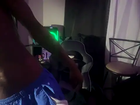 Triggerhappycj100 online show from November 2025 03:12:01 AM