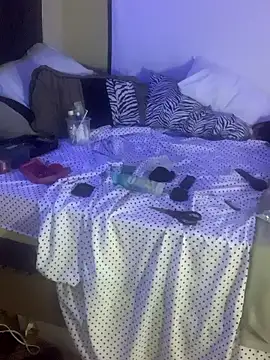 Triggerhappycj100 online show from February 2026 08:16:01 PM