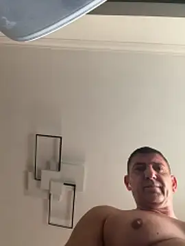 BULLBSX online show from April 2026 08:20:01 AM