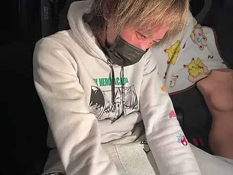 Snapshot of CAMEL1913 chatting on January 2026 05:26:02 PM CAMEL1913 online show from January 2026 05:26:02 PM