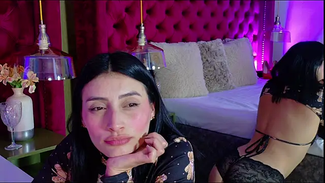 ZaraGold online show from April 2026 11:07:01 PM