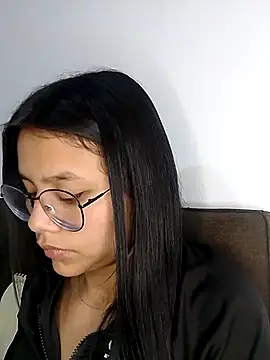 SofieLove 01 online show from March 2026 04:53:02 AM