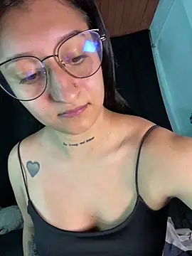 EVAH LEE  online show from June 2026 03:55:01 AM