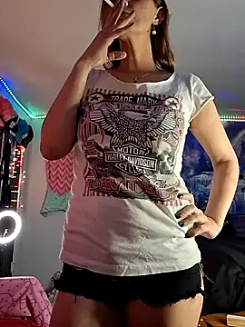 PeachyAriel online show from March 2026 05:04:01 AM