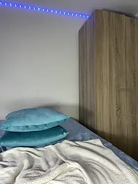 Snapshot of Celeste3 chatting on July 2026 10:32:02 AM Celeste3 online show from July 2026 10:32:02 AM
