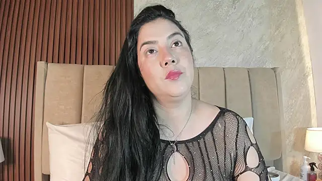  Cris Spicy  online show from April 2026 08:20:02 PM